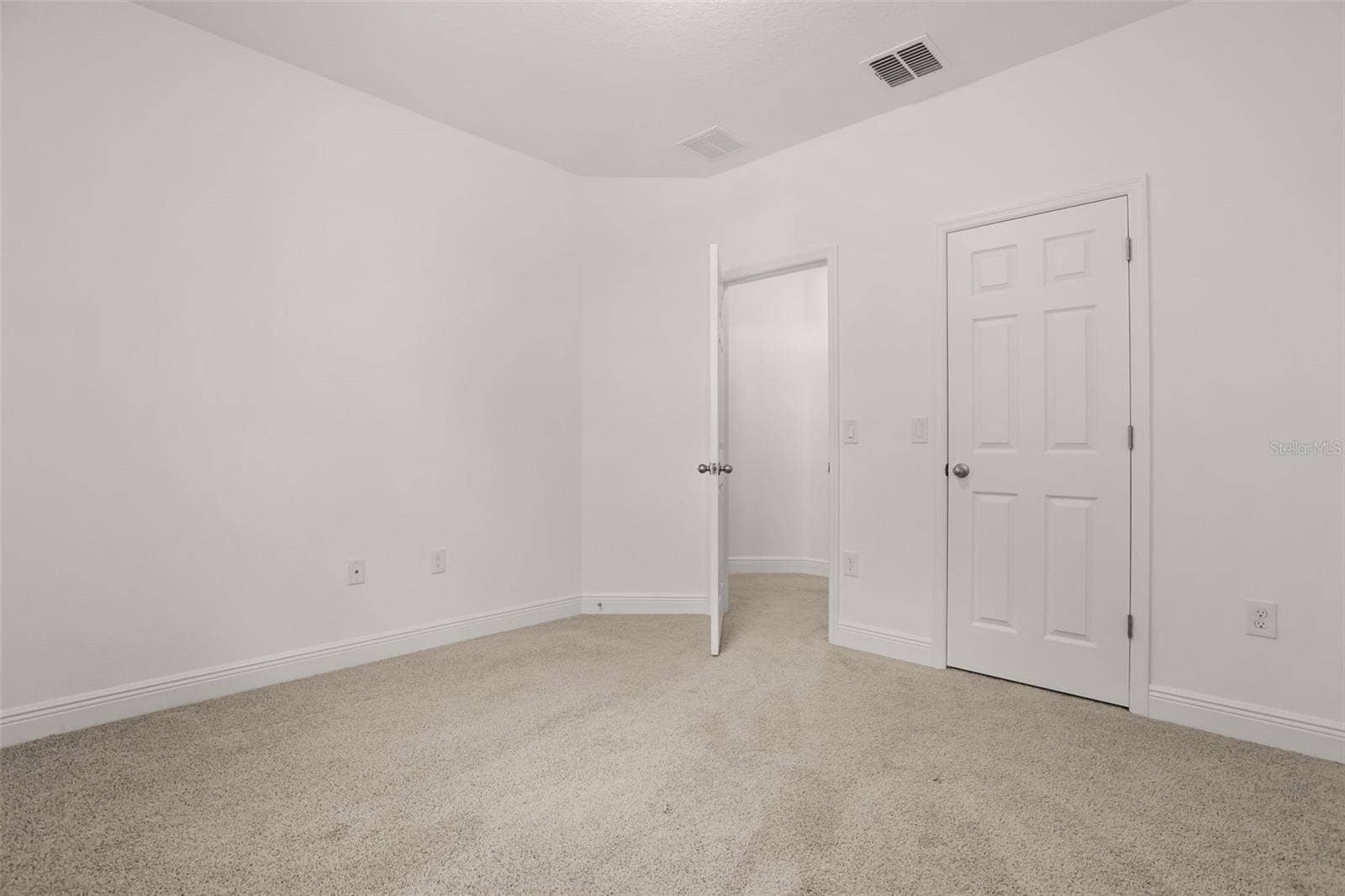 9279 GRAND ISLAND WAY, Winter Garden, FL 34787 Room #3