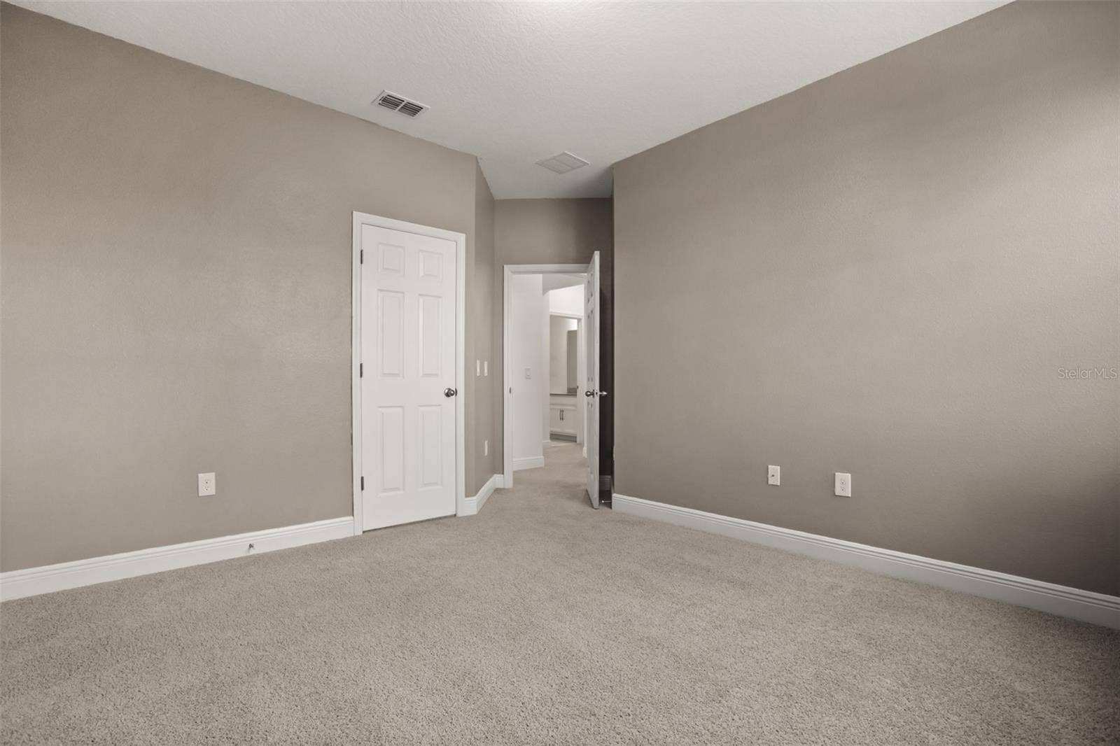9279 GRAND ISLAND WAY, Winter Garden, FL 34787 Room #2
