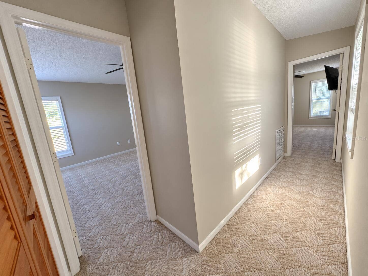 22 CYPRESS DRIVE, Palm Harbor, FL 34684 22 CYPRESS DRIVE, Palm Harbor, FL 34684
