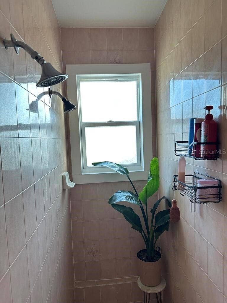 22 CYPRESS DRIVE, Palm Harbor, FL 34684 22 CYPRESS DRIVE, Palm Harbor, FL 34684