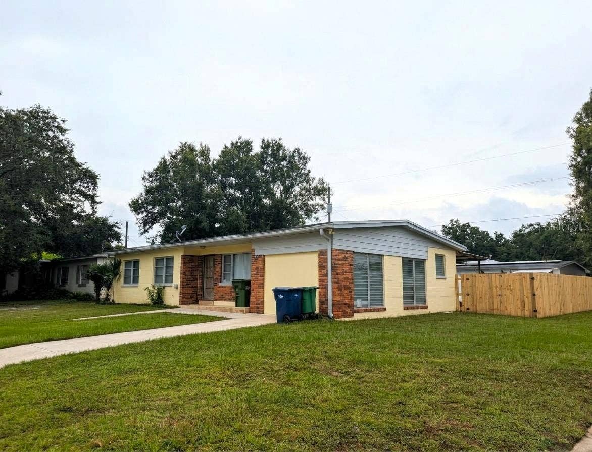 2001 E ROBSON STREET, Tampa, FL 33610 2001 E ROBSON STREET, Tampa, FL 33610