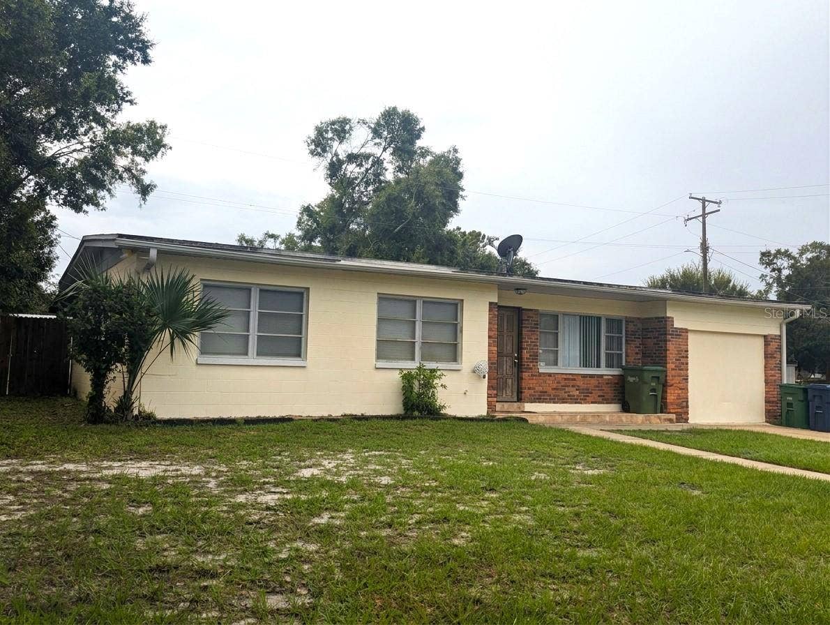2001 E ROBSON STREET, Tampa, FL 33610 2001 E ROBSON STREET, Tampa, FL 33610