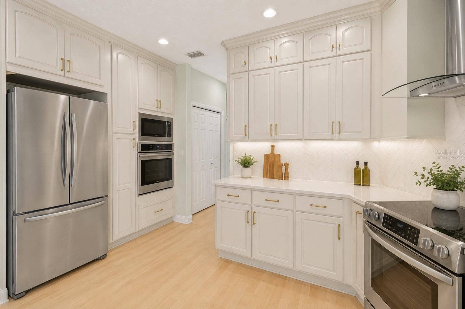 474 N AFTERGLOW CIRCLE, Crystal River, FL 34429 Virtually staged