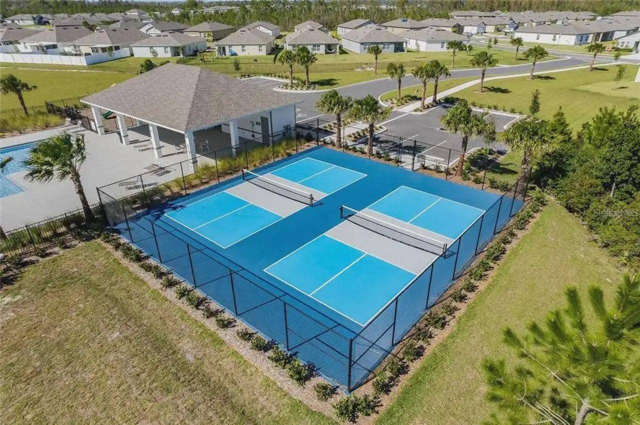 3106 CRAB TRAP DRIVE, New Smyrna Beach, FL 32168 Sports court
