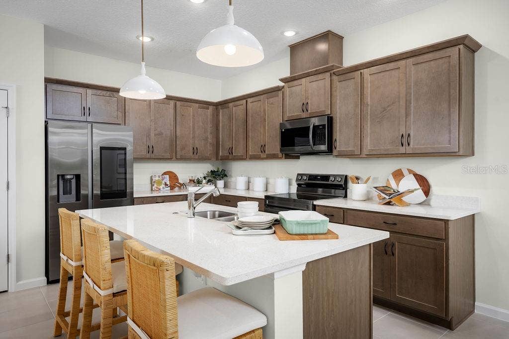 325 FOX RIDGE DRIVE, Groveland, FL 34736 Kitchen