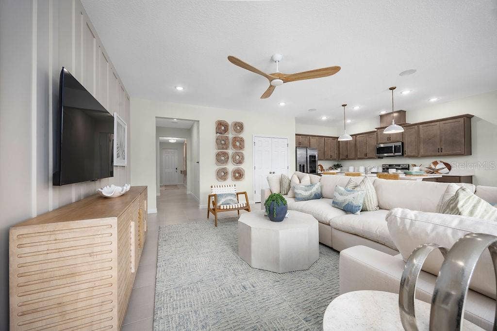 325 FOX RIDGE DRIVE, Groveland, FL 34736 Great Room