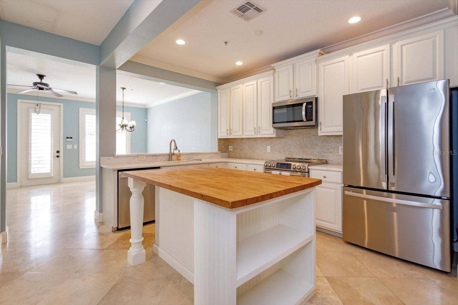 3692 LOWER UNION ROAD, Orlando, FL 32814 Spacious Kitchen with Oversized Island