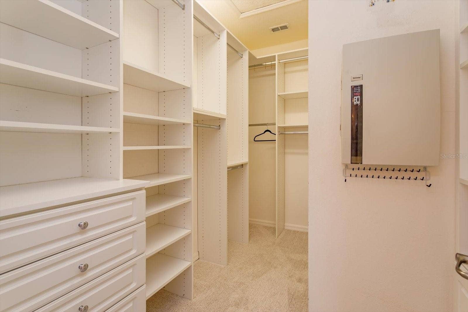 3692 LOWER UNION ROAD, Orlando, FL 32814 Fully Organized Large Walk In Closet
