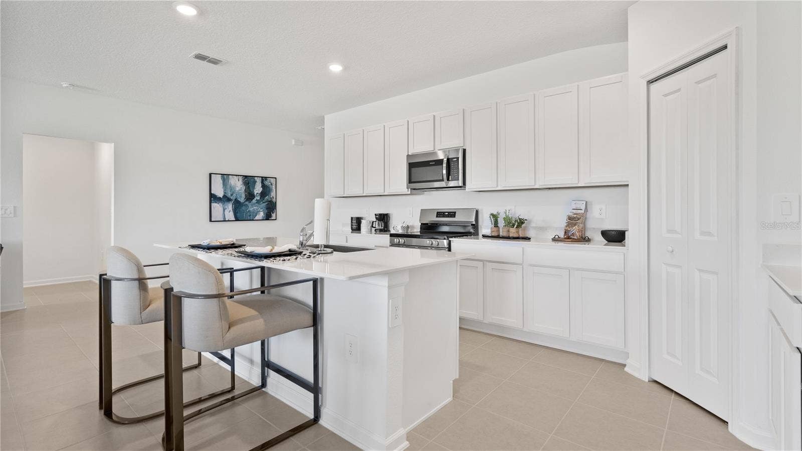 1946 PINE MEADOWS GOLFCOURSE ROAD, Eustis, FL 32726 1946 PINE MEADOWS GOLFCOURSE ROAD, Eustis, FL 32726
