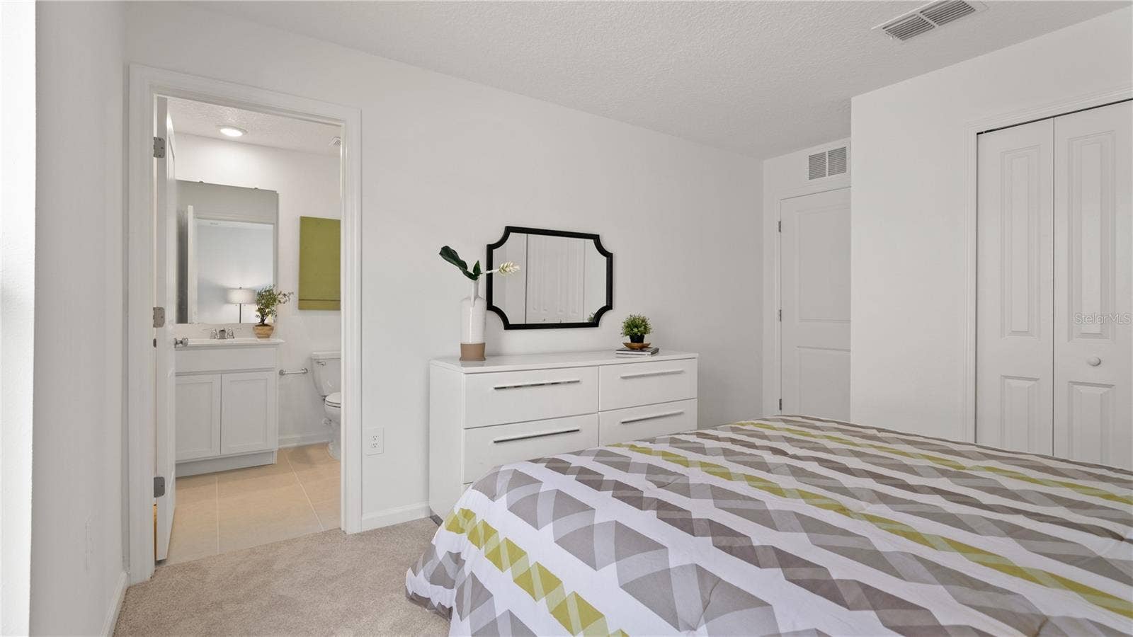 1946 PINE MEADOWS GOLFCOURSE ROAD, Eustis, FL 32726 1946 PINE MEADOWS GOLFCOURSE ROAD, Eustis, FL 32726
