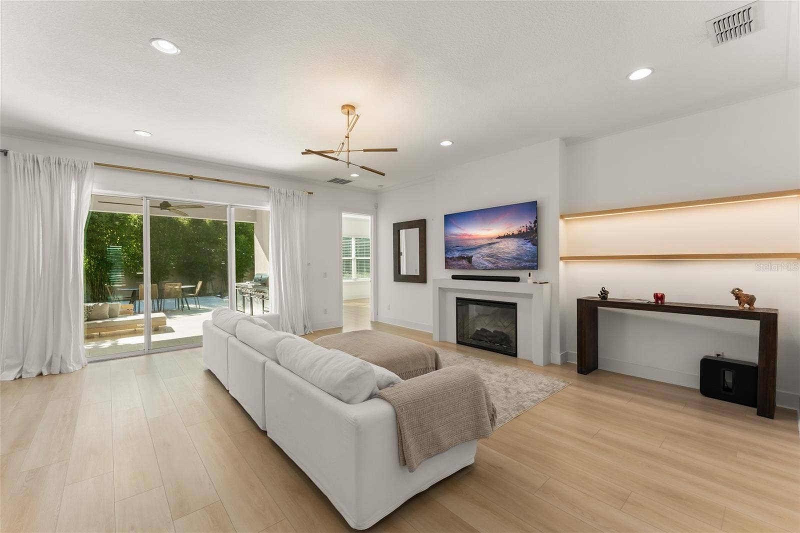 8601 HATA STREET, Orlando, FL 32827
