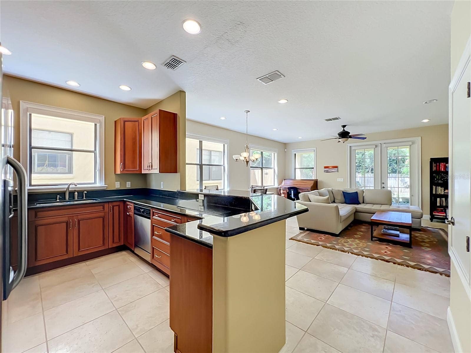 2503 KILGORE STREET, Orlando, FL 32803 2503 KILGORE STREET, Orlando, FL 32803