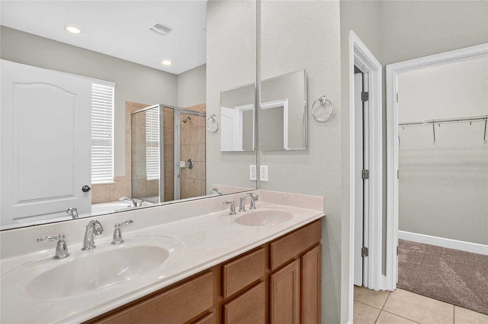 11513 WAKEWORTH STREET, Orlando, FL 32836 11513 WAKEWORTH STREET, Orlando, FL 32836
