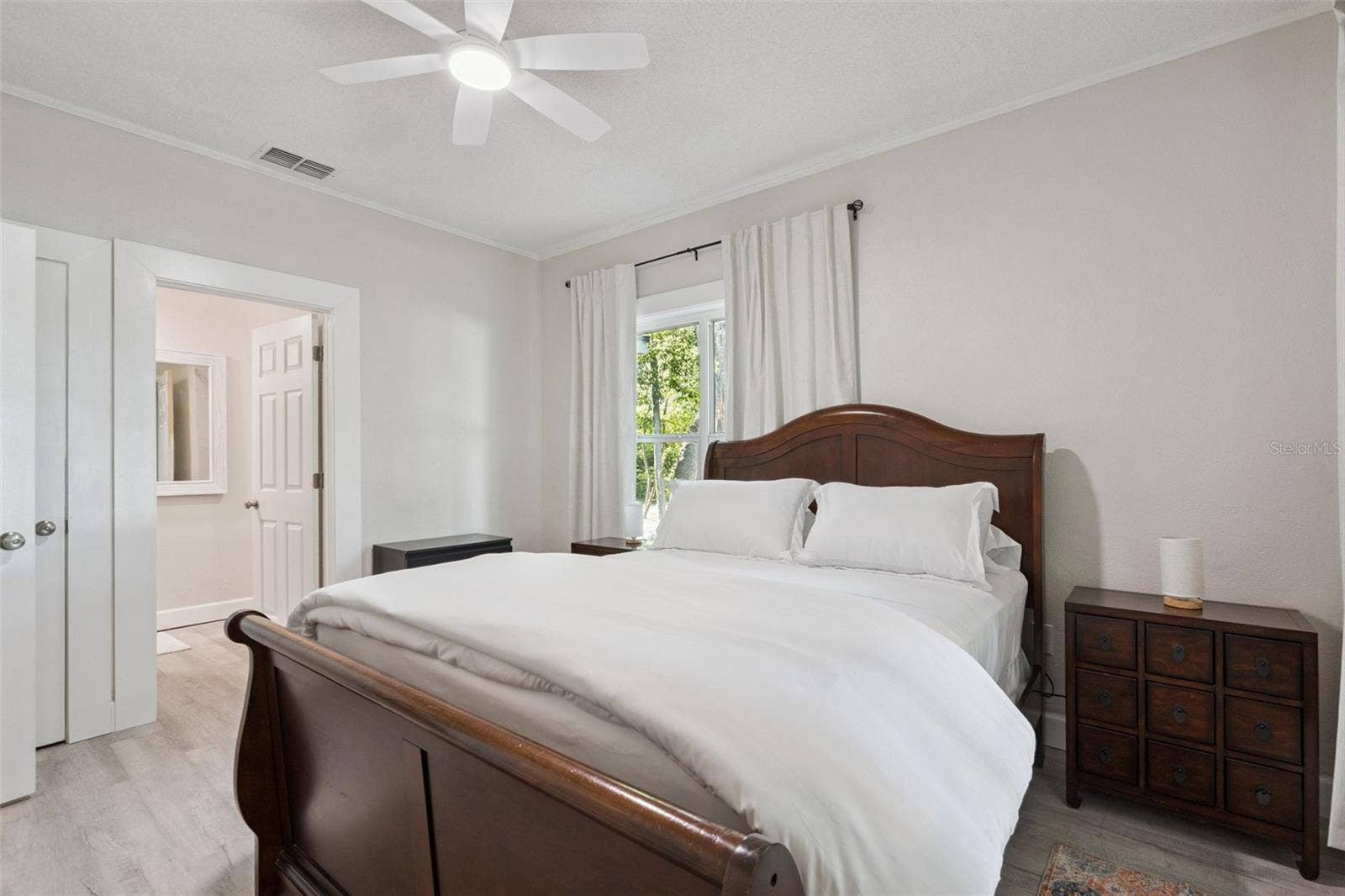 2415 S LAUREL AVENUE, Sanford, FL 32771 primary bedroom