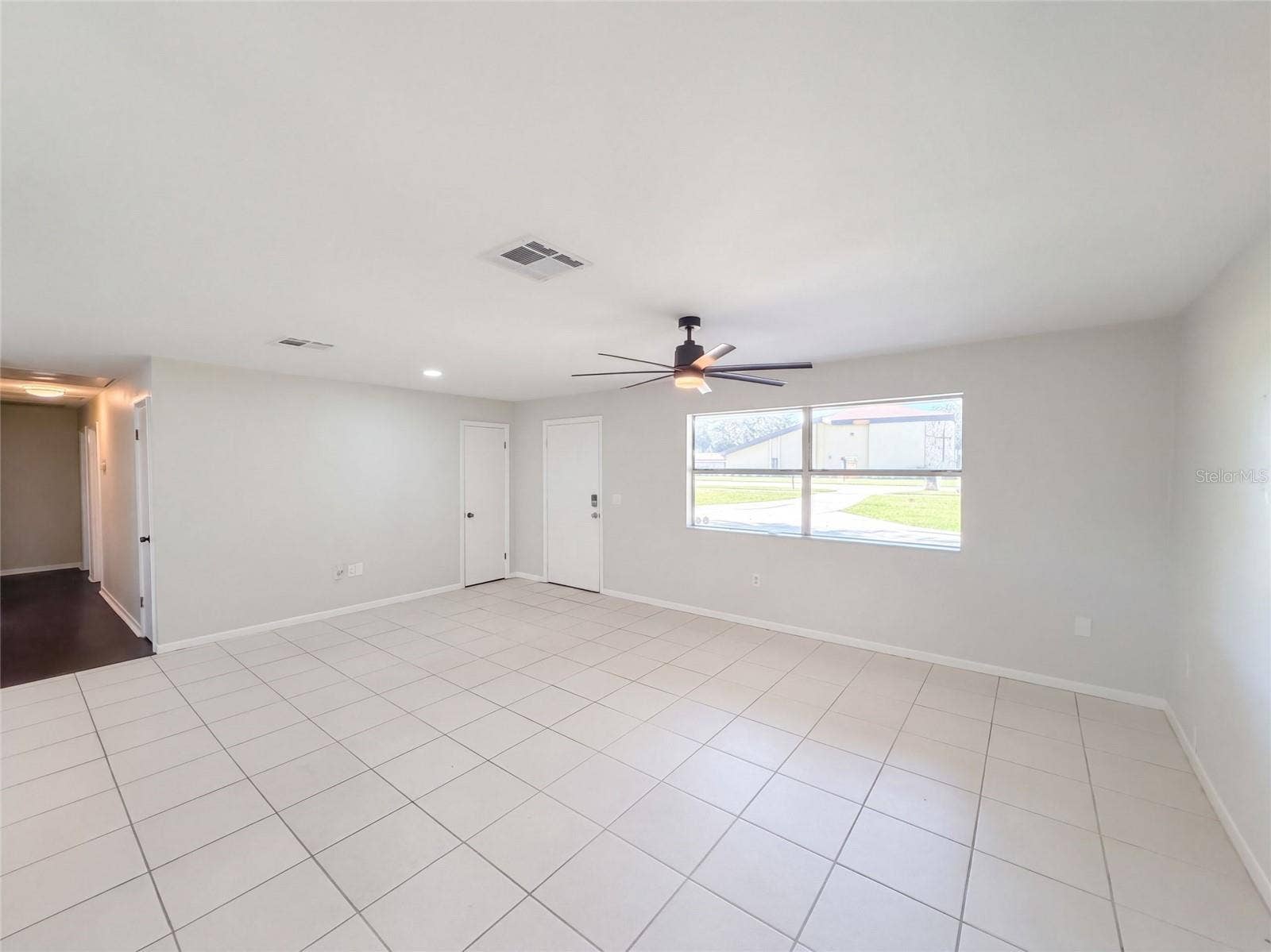 425 W DAUGHTERY ROAD, Lakeland, FL 33809