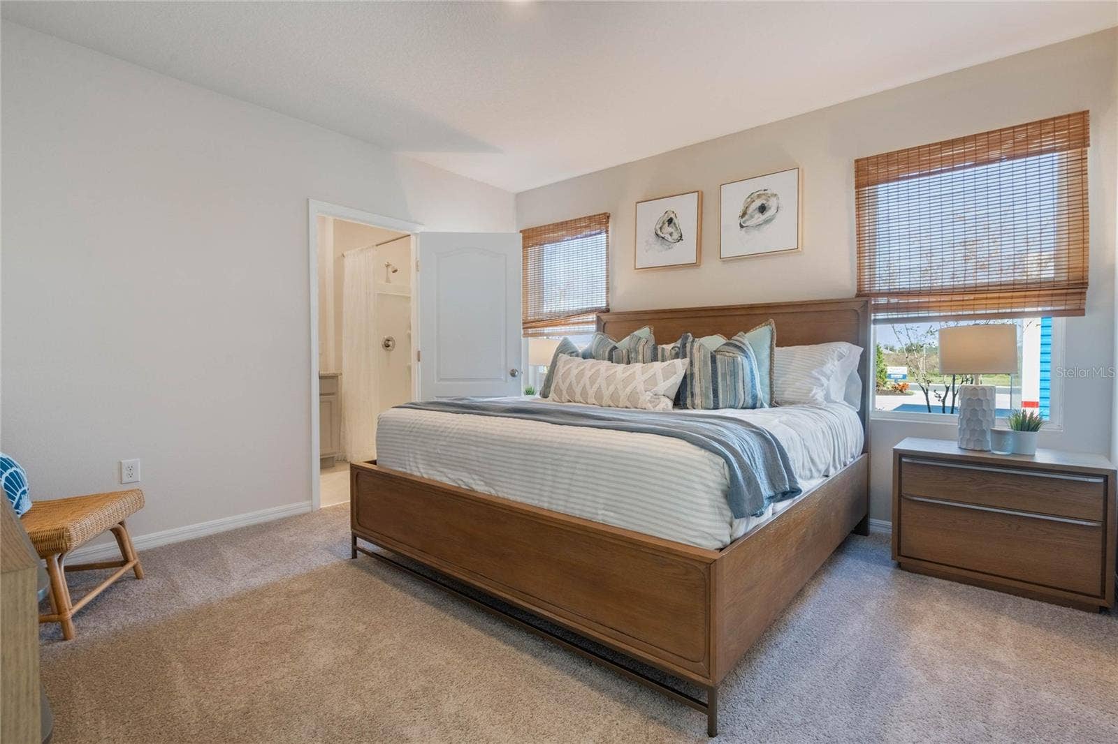 4561 BARBERRY AVENUE, Lakeland, FL 33811 4561 BARBERRY AVENUE, Lakeland, FL 33811