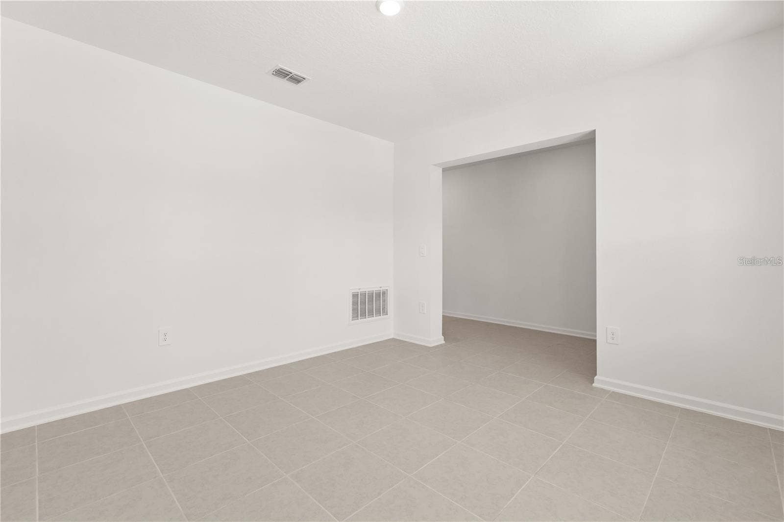 4658 GOLDEN KNIGHT BOULEVARD, Kissimmee, FL 34746 4658 GOLDEN KNIGHT BOULEVARD, Kissimmee, FL 34746
