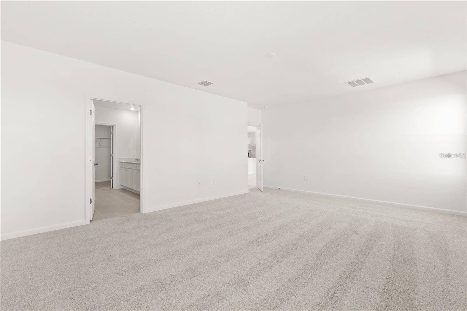 4658 GOLDEN KNIGHT BOULEVARD, Kissimmee, FL 34746 4658 GOLDEN KNIGHT BOULEVARD, Kissimmee, FL 34746