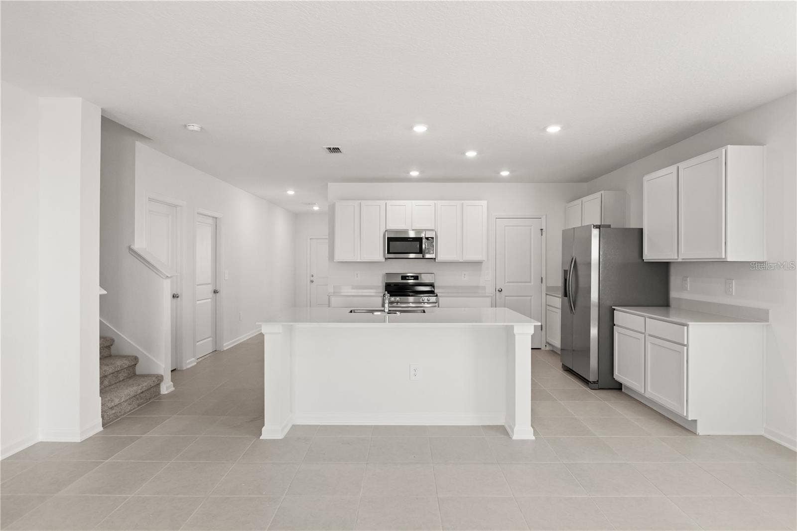 4658 GOLDEN KNIGHT BOULEVARD, Kissimmee, FL 34746 4658 GOLDEN KNIGHT BOULEVARD, Kissimmee, FL 34746
