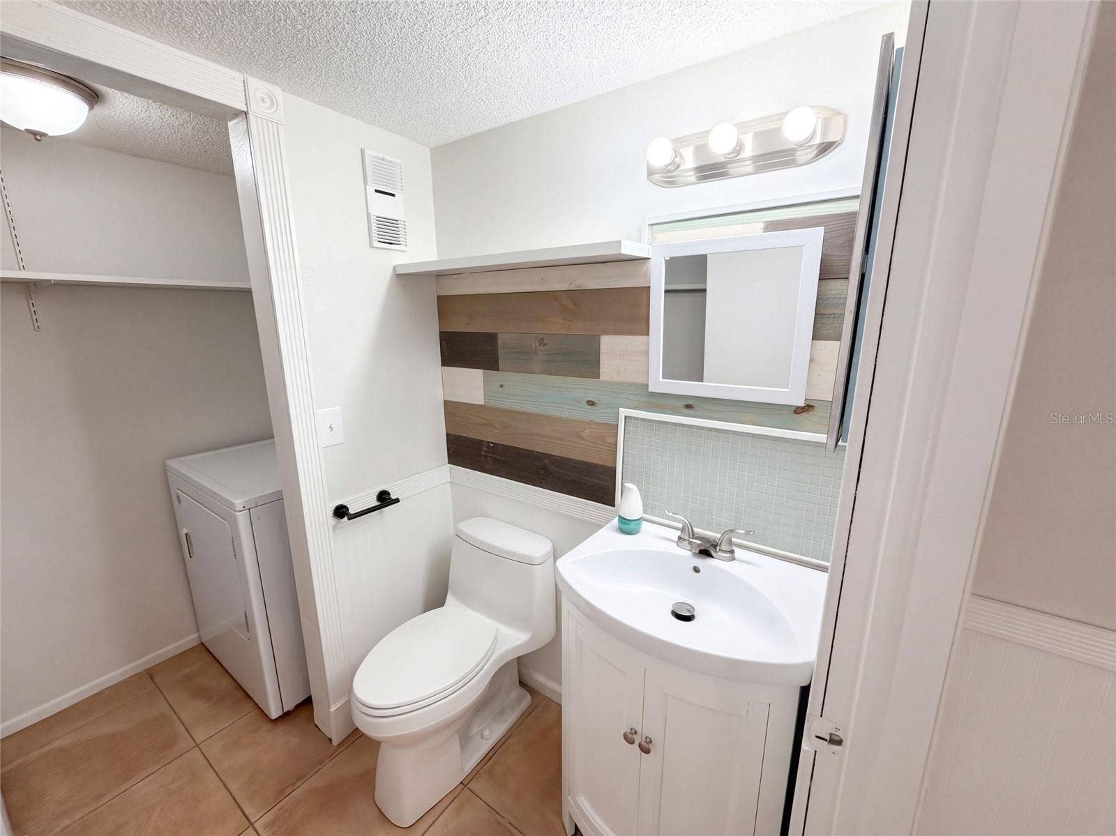 3293 SAND COURT, Melbourne Beach, FL 32951 3293 SAND COURT, Melbourne Beach, FL 32951