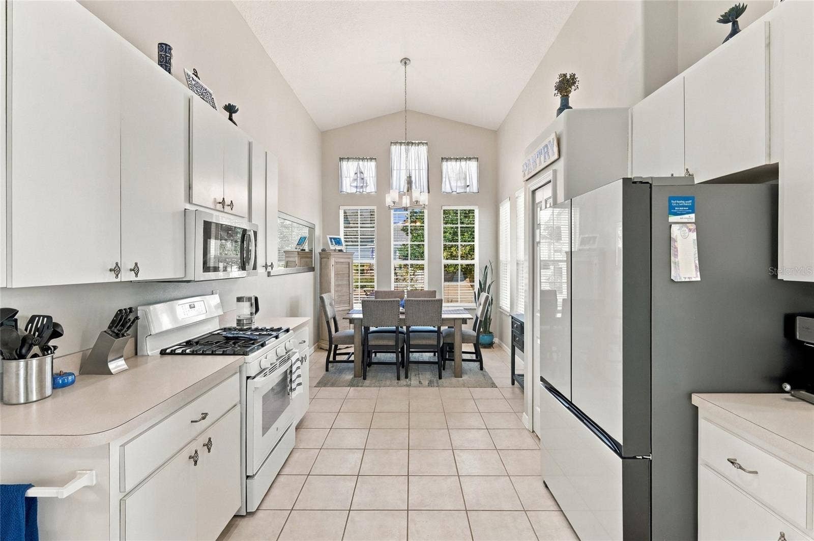 5604 GULF STREAM STREET, Tavares, FL 32778