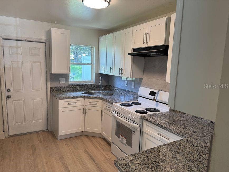 1010 DISSTON AVENUE, Clermont, FL 34711 1010 DISSTON AVENUE, Clermont, FL 34711