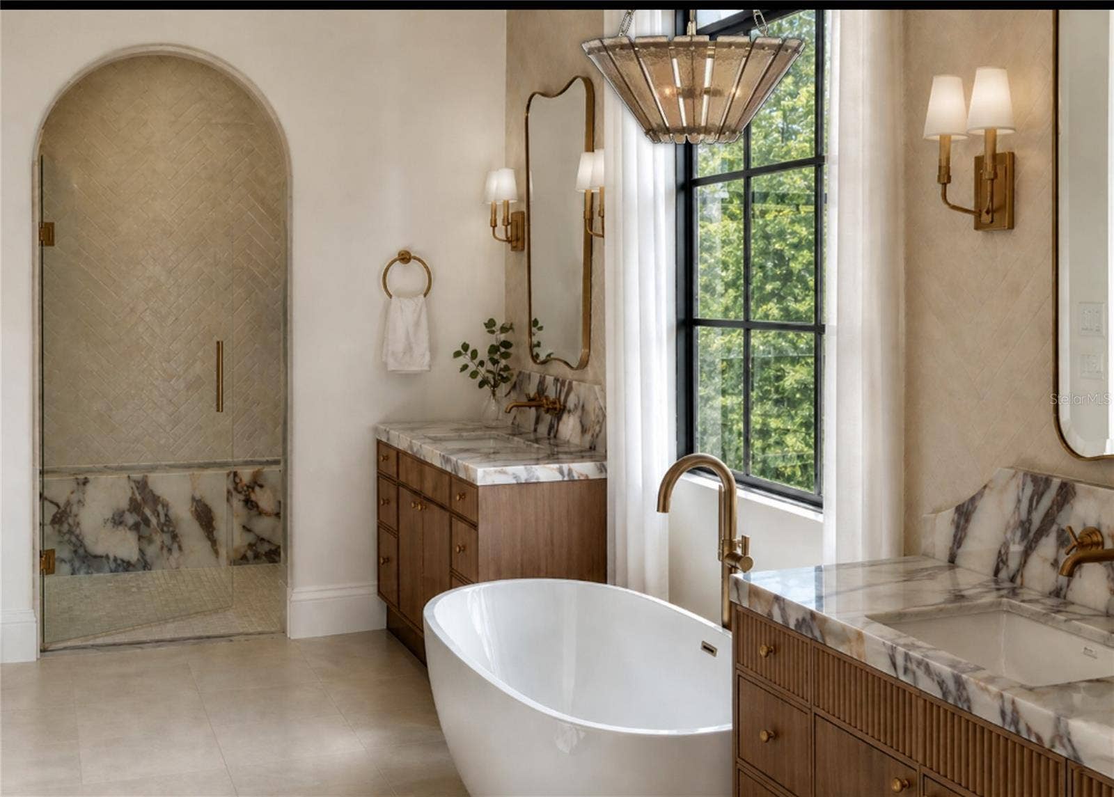105 FOREST STREET, Windermere, FL 34786 Spa-Grade Primary Bath