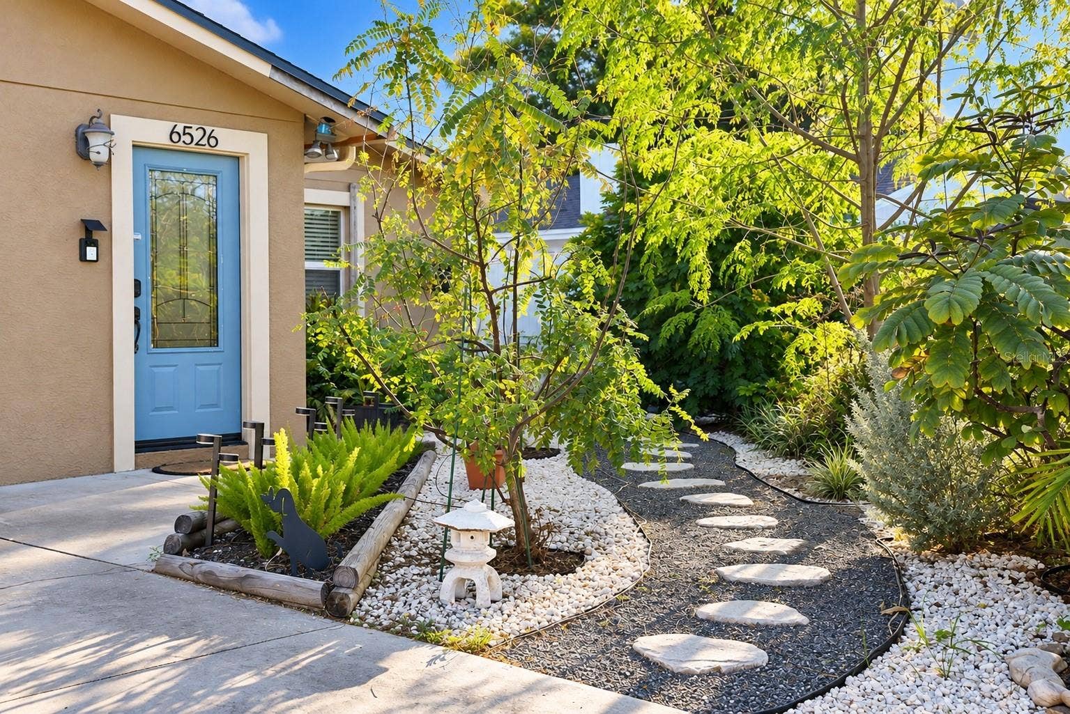 6526 3RD AVENUE S, St Petersburg, FL 33707 6526 3RD AVENUE S, St Petersburg, FL 33707
