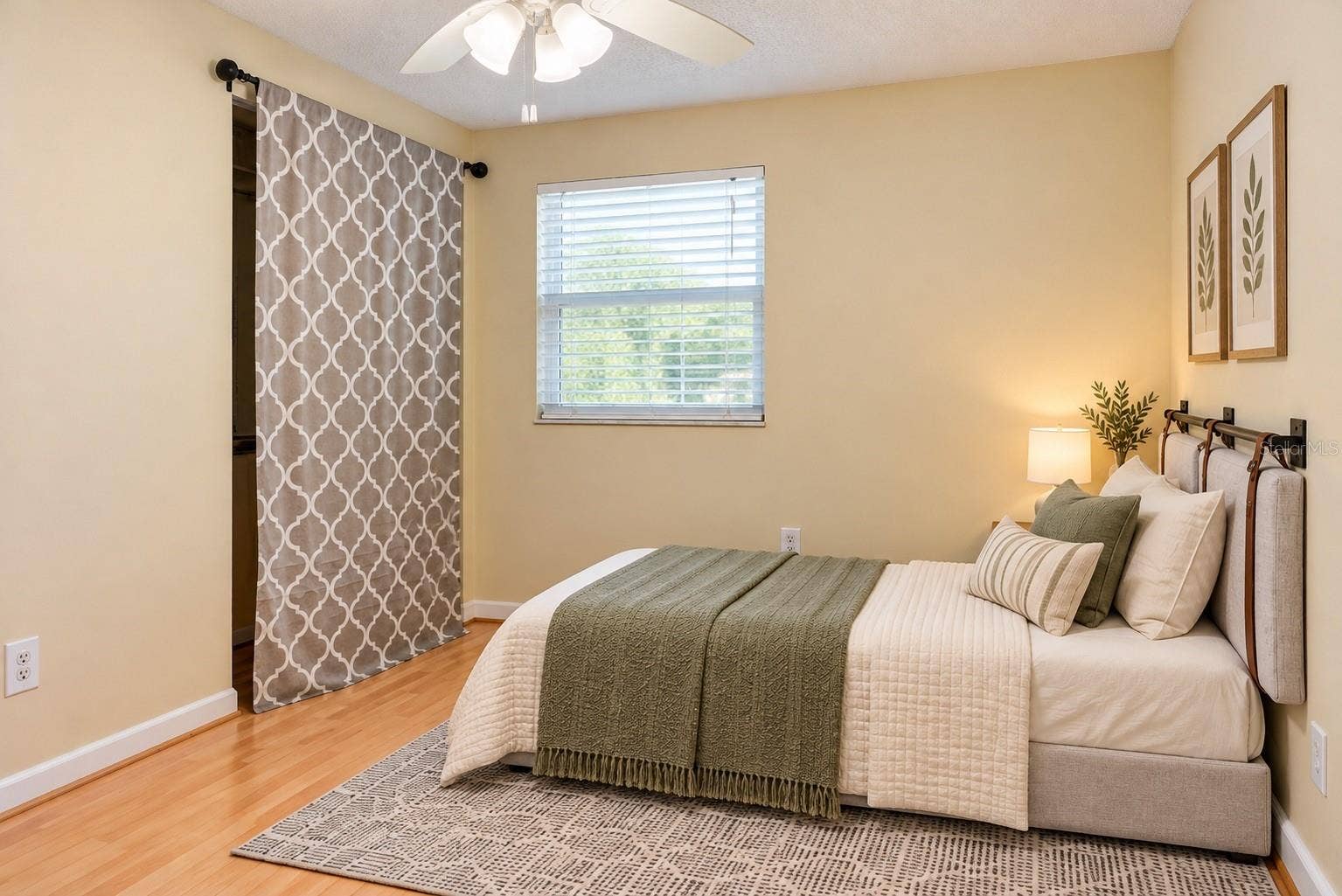 6526 3RD AVENUE S, St Petersburg, FL 33707 6526 3RD AVENUE S, St Petersburg, FL 33707