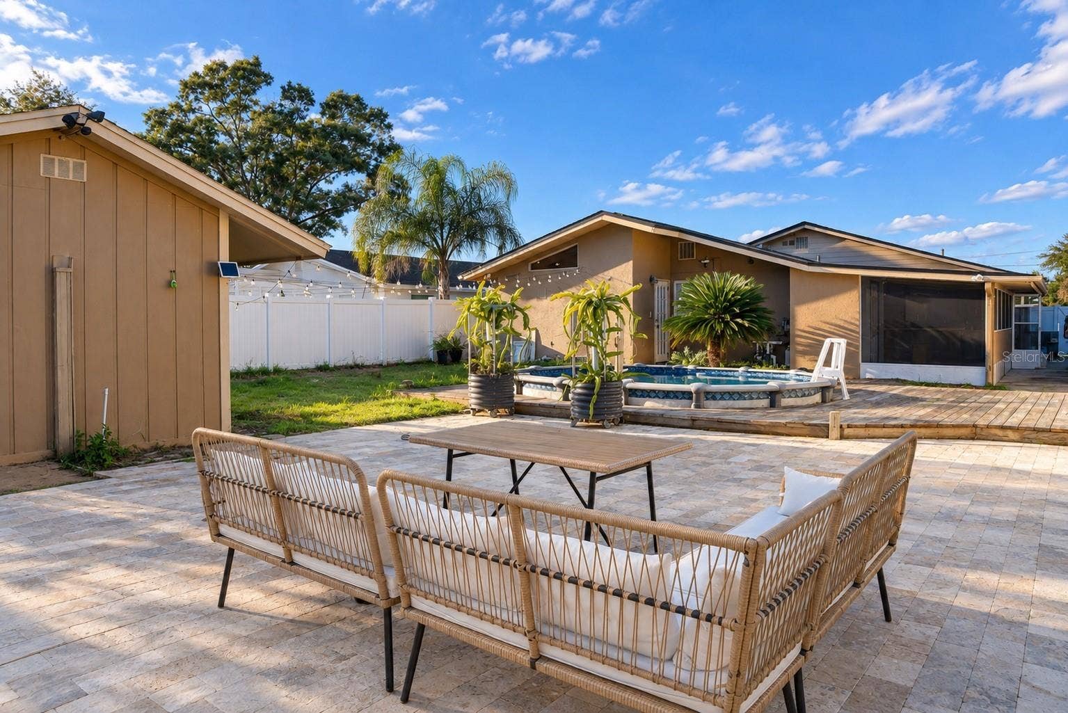 6526 3RD AVENUE S, St Petersburg, FL 33707 6526 3RD AVENUE S, St Petersburg, FL 33707