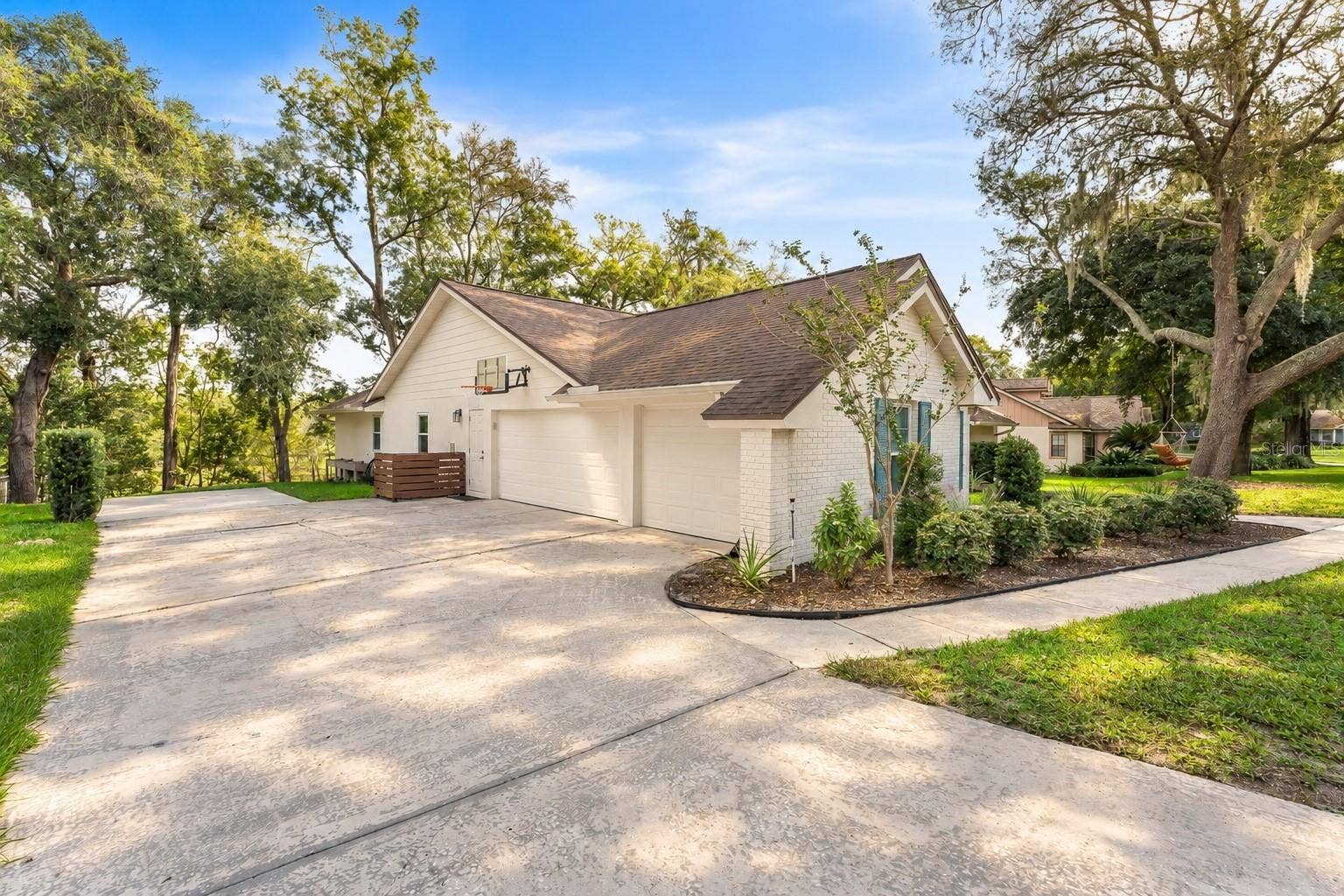 2001 HIDDEN PINE LANE, Apopka, FL 32712