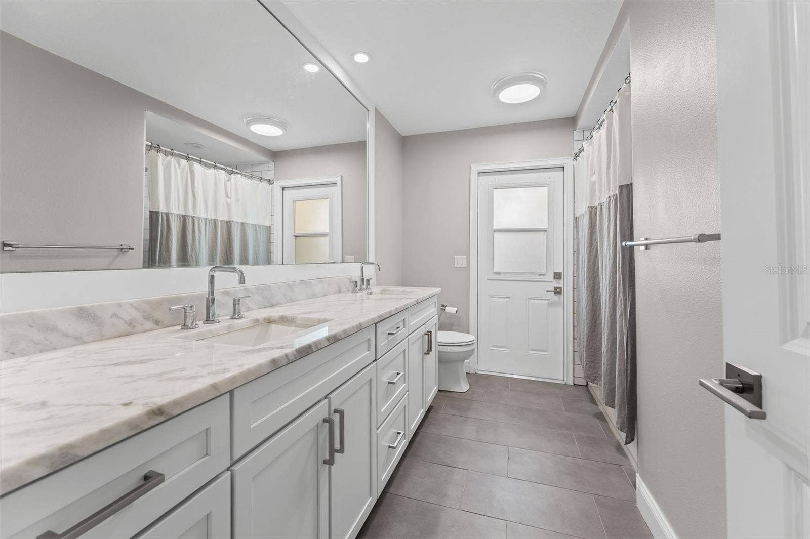 2001 HIDDEN PINE LANE, Apopka, FL 32712