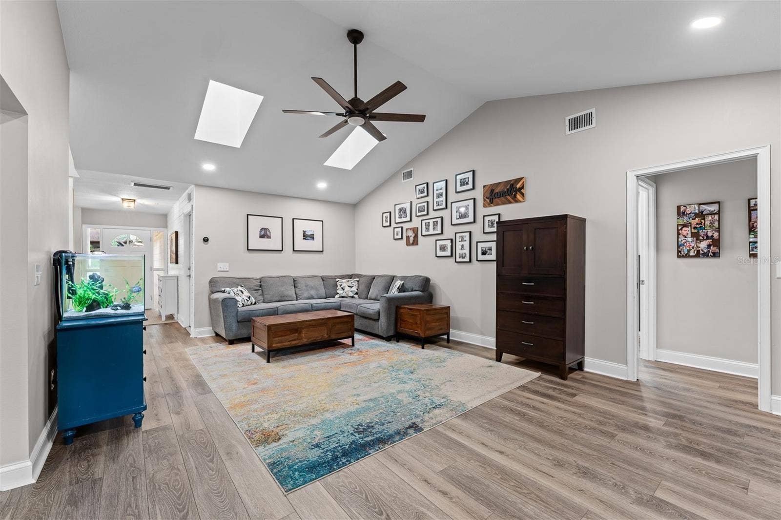 2001 HIDDEN PINE LANE, Apopka, FL 32712