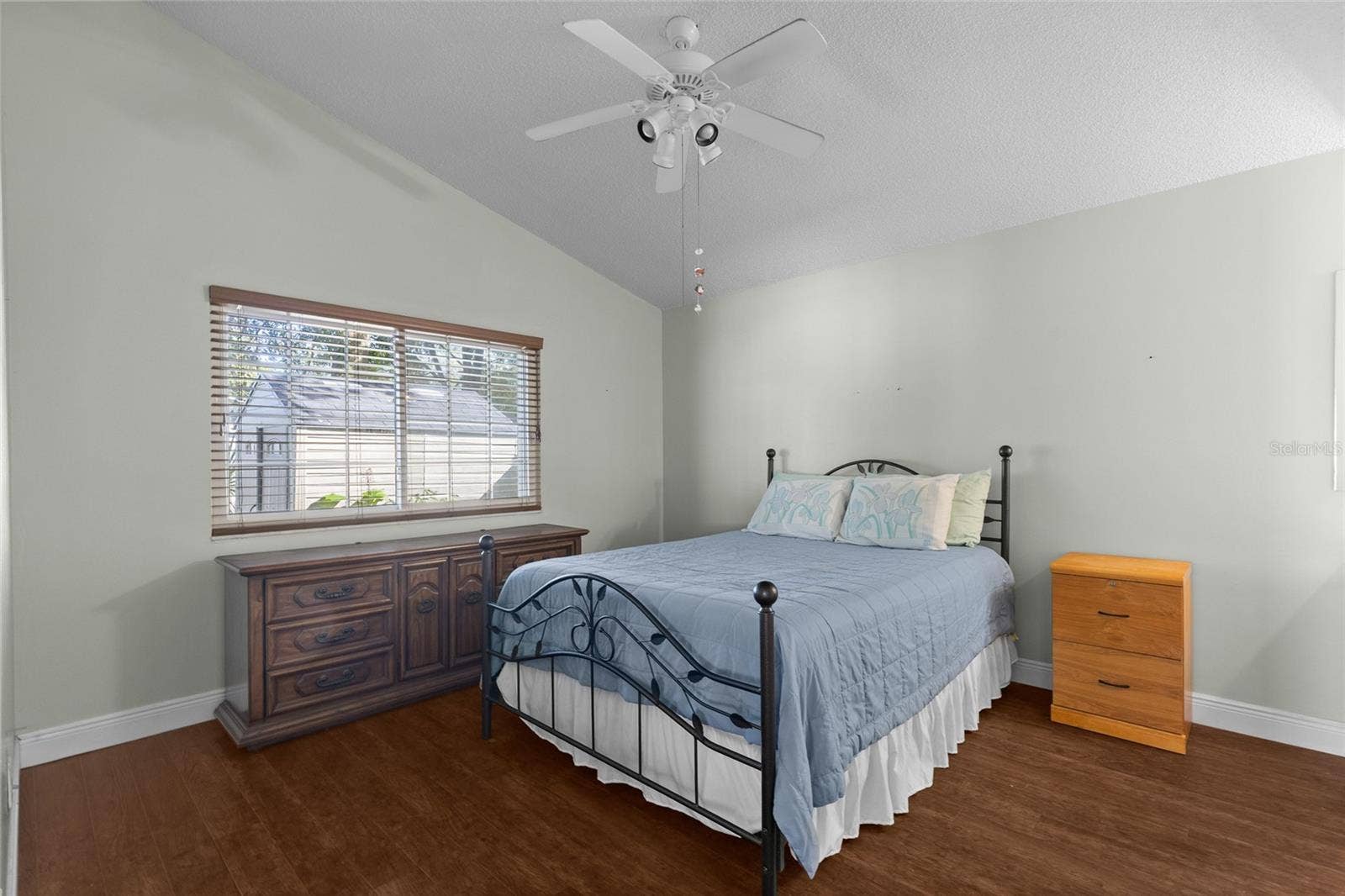 577 PORTLAND CIRCLE, Apopka, FL 32703