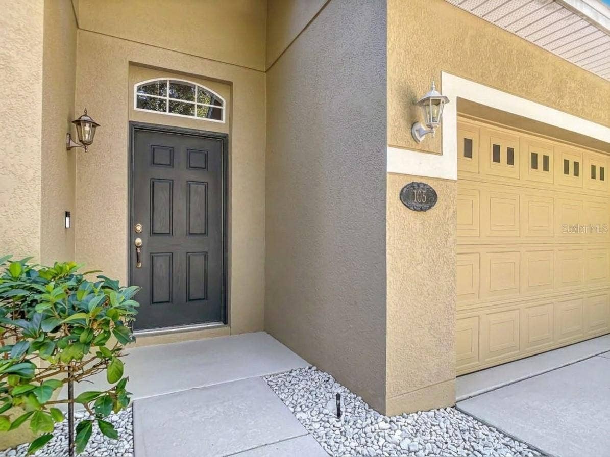 105 RIDGEWAY, Deland, FL 32724 105 RIDGEWAY, Deland, FL 32724