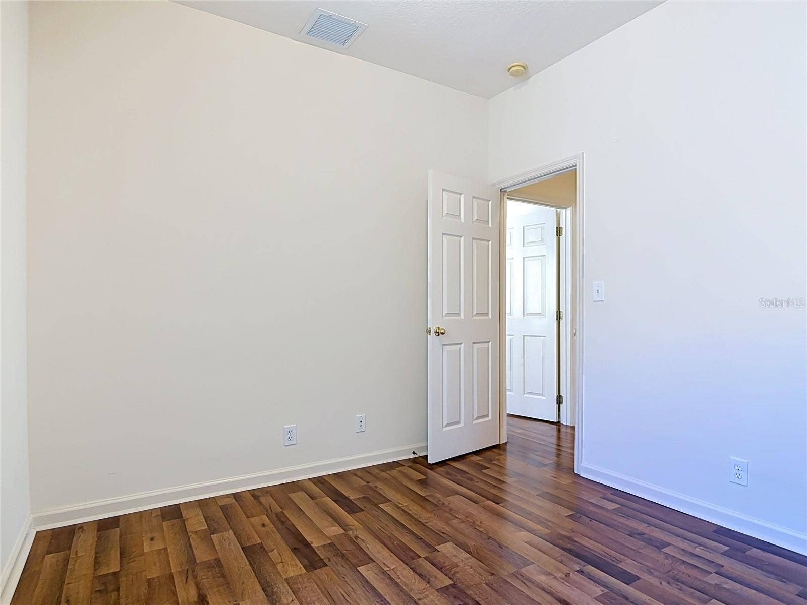 105 RIDGEWAY, Deland, FL 32724 2nd Bedroom