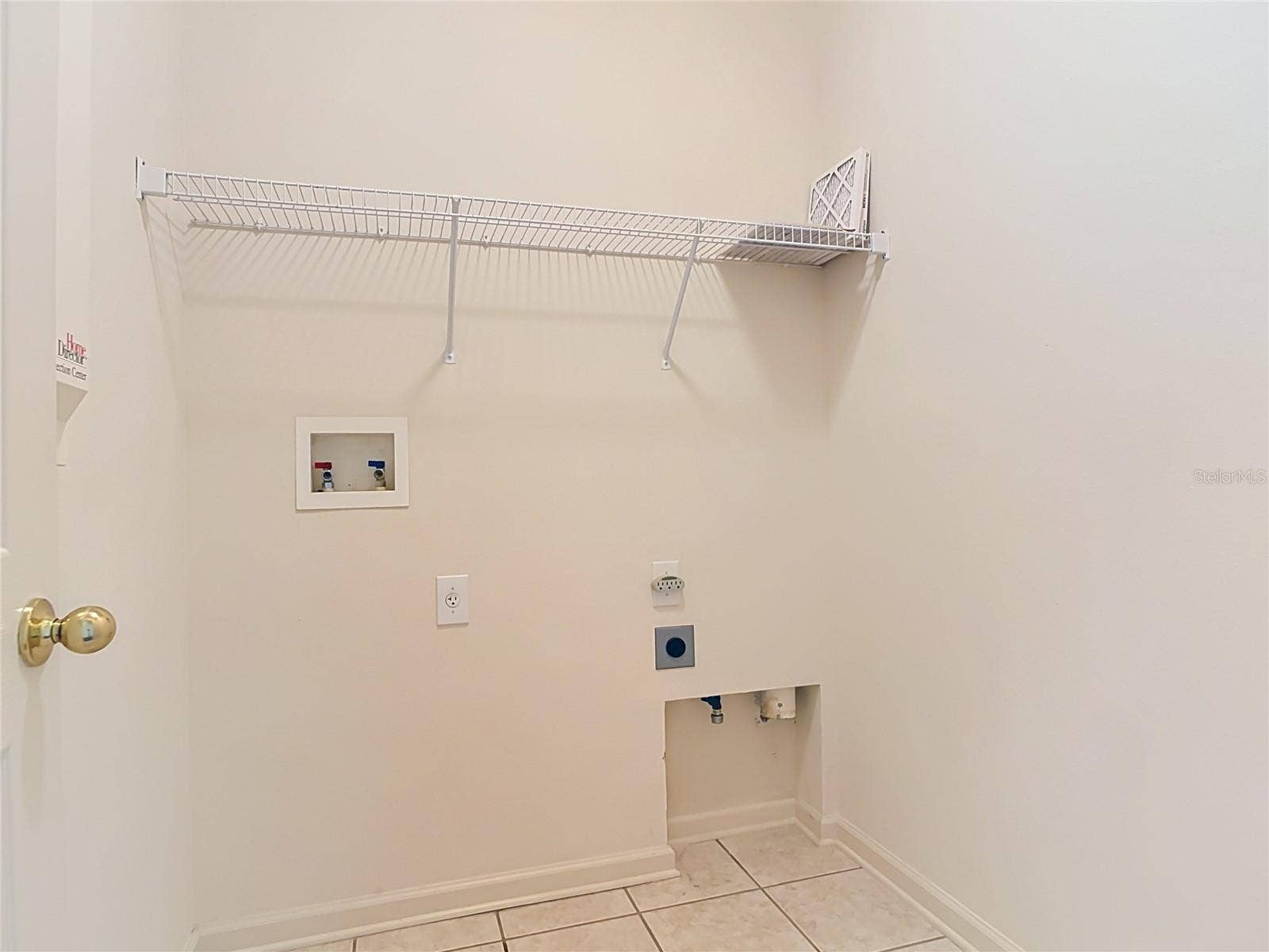 105 RIDGEWAY, Deland, FL 32724 105 RIDGEWAY, Deland, FL 32724