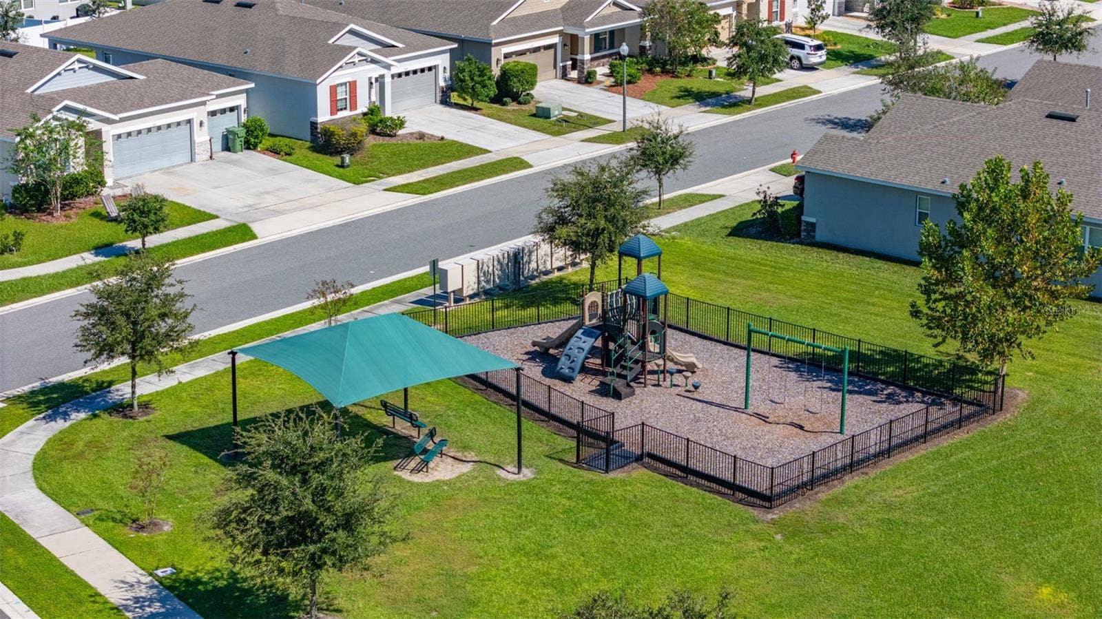 5240 MEADOW SONG DRIVE, Okahumpka, FL 34762 5240 MEADOW SONG DRIVE, Okahumpka, FL 34762
