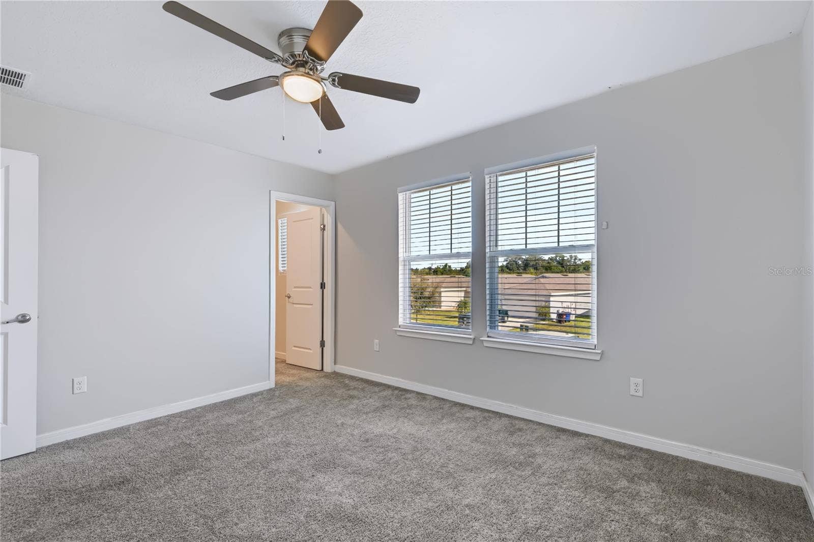 5214 NORTHERN FLICKER DRIVE, St Cloud, FL 34771 5214 NORTHERN FLICKER DRIVE, St Cloud, FL 34771
