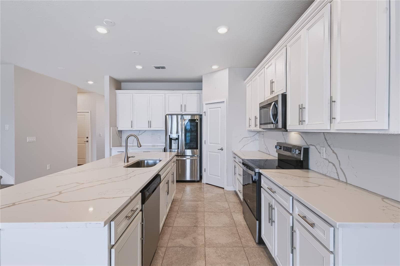 5214 NORTHERN FLICKER DRIVE, St Cloud, FL 34771 5214 NORTHERN FLICKER DRIVE, St Cloud, FL 34771