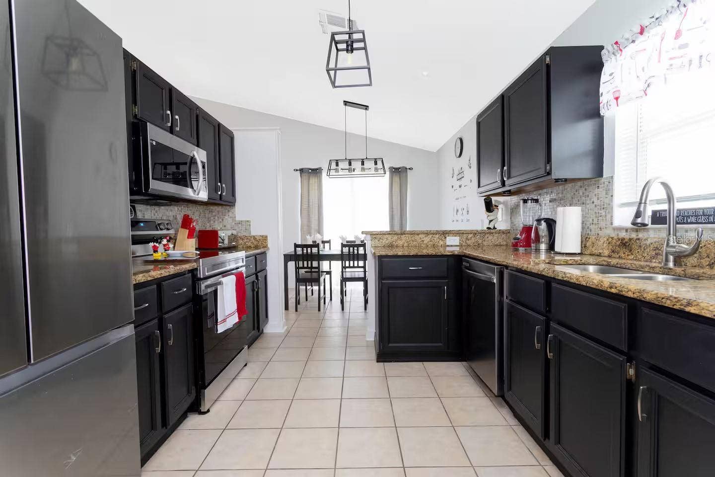 751 COUNTRY WOODS CIRCLE, Kissimmee, FL 34744