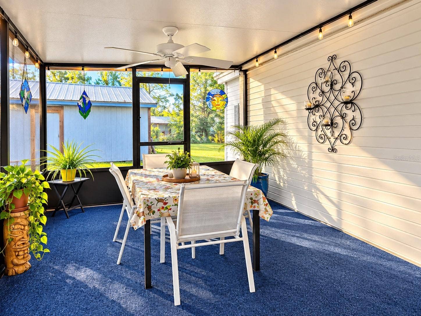 lanai - covered