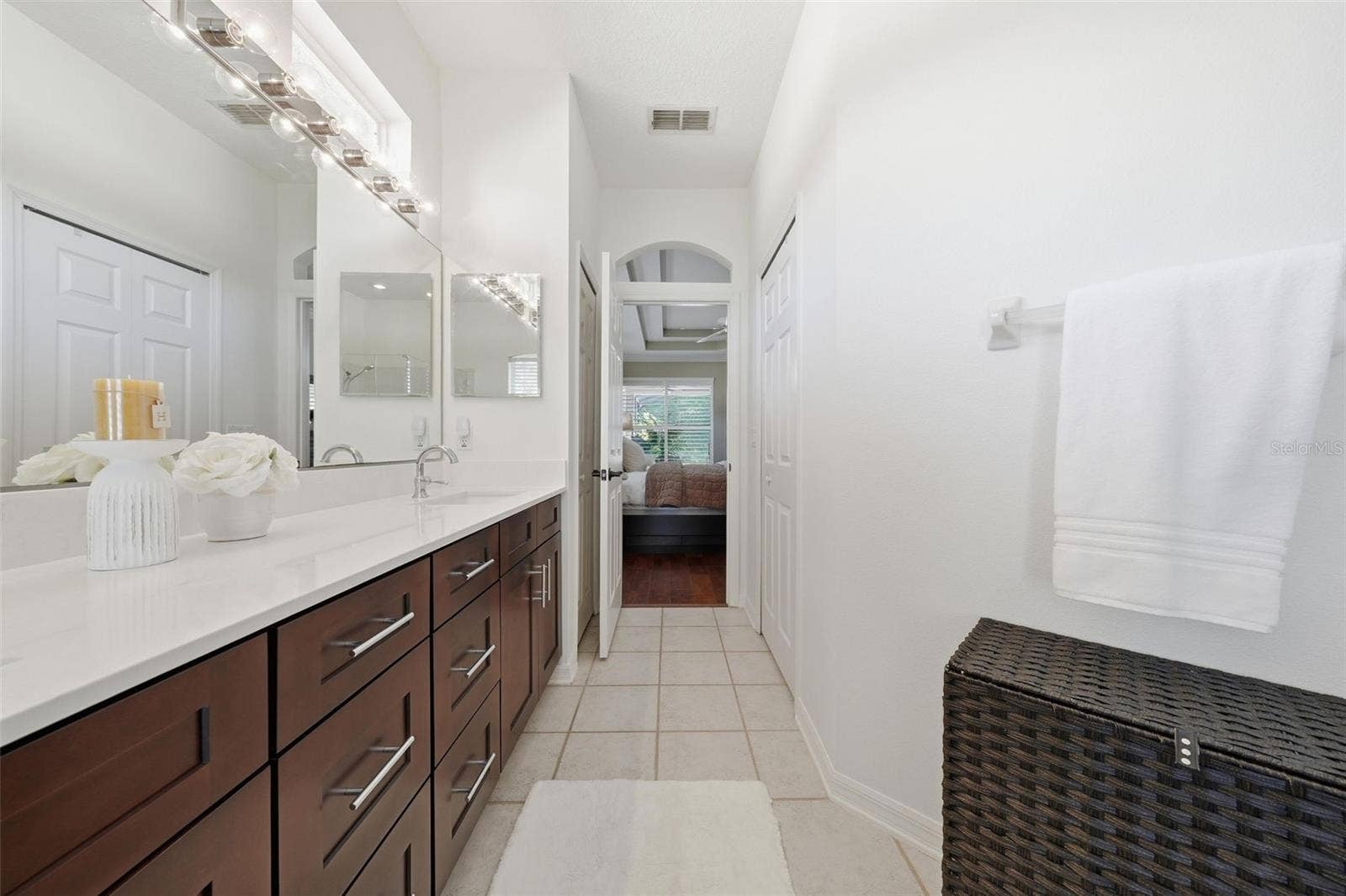 PRIMARY ENSUITE WITH NEW DOUBLE SINK VANITY WITH PLENTY OF STORAGE