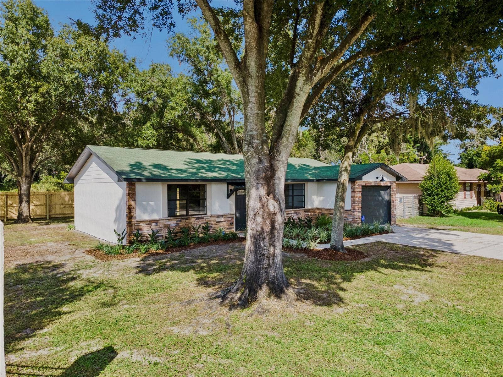 2240 GABARONE BOULEVARD, Auburndale, FL 33823