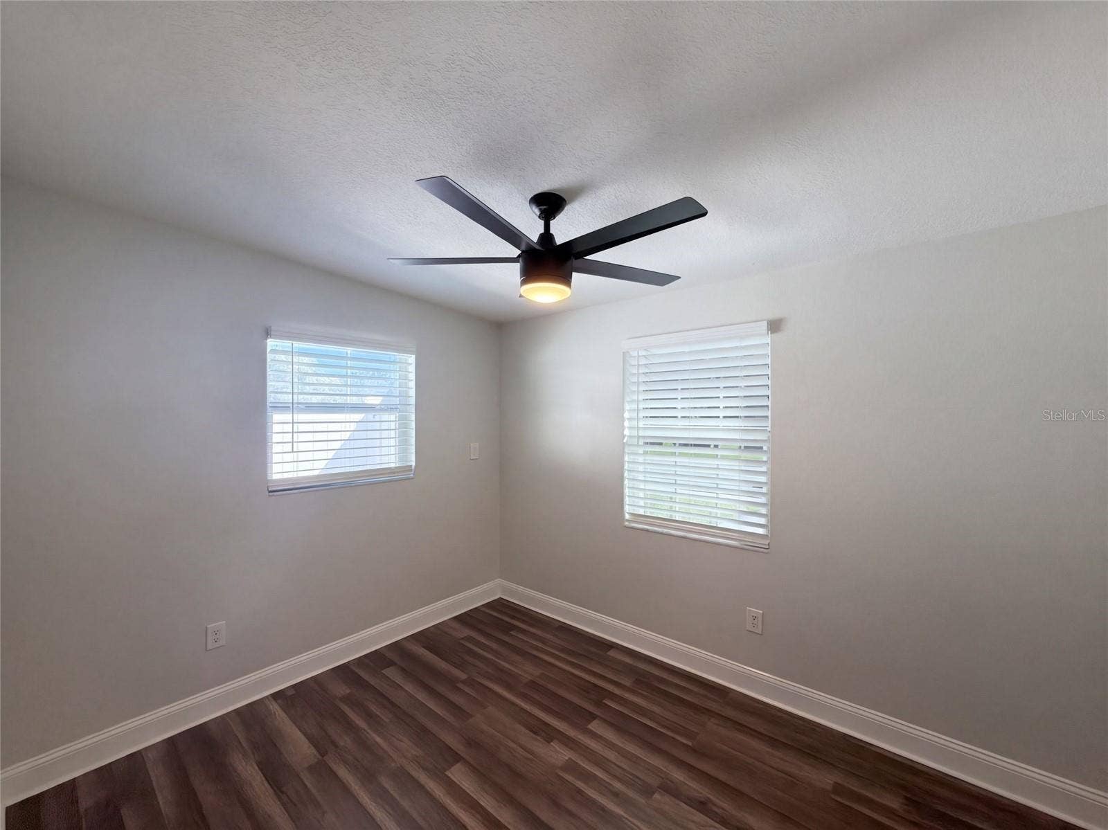 645 10TH PLACE, Safety Harbor, FL 34695 645 10TH PLACE, Safety Harbor, FL 34695
