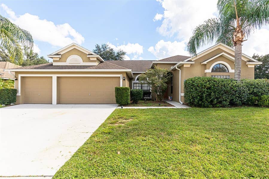 Property photo for 857 COVENTRY ROAD, Davenport, FL