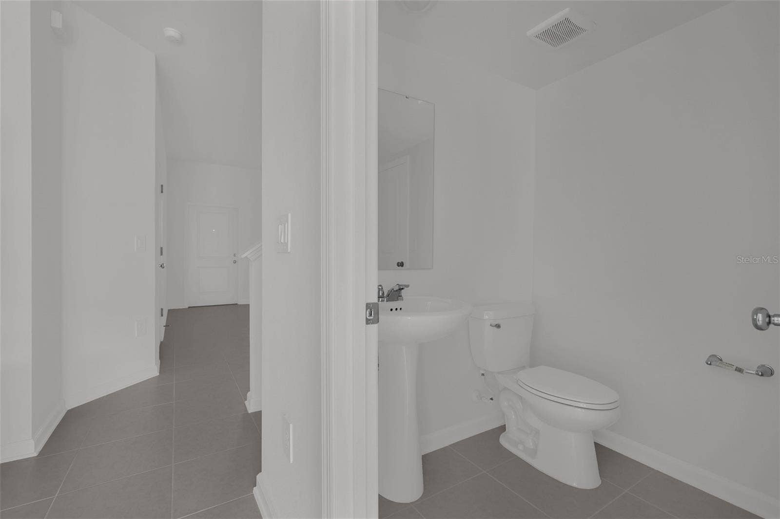 6089 ZEN WAY, Clermont, FL 34714 6089 ZEN WAY, Clermont, FL 34714