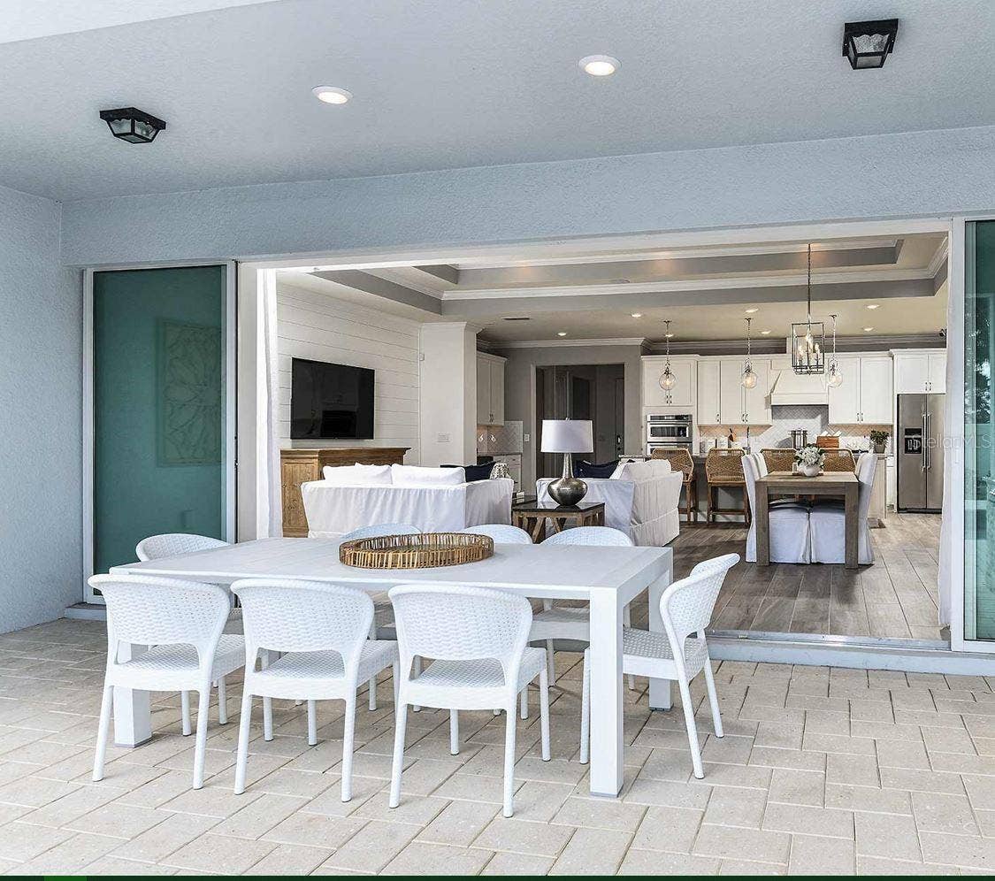 6541 WHITE WILLOW COURT, St Cloud, FL 34771 Model Home Design Only. Pictures and furnishings are for illustrative purposes only. Elevations, colors and options may vary. Furniture is for model home staging only.