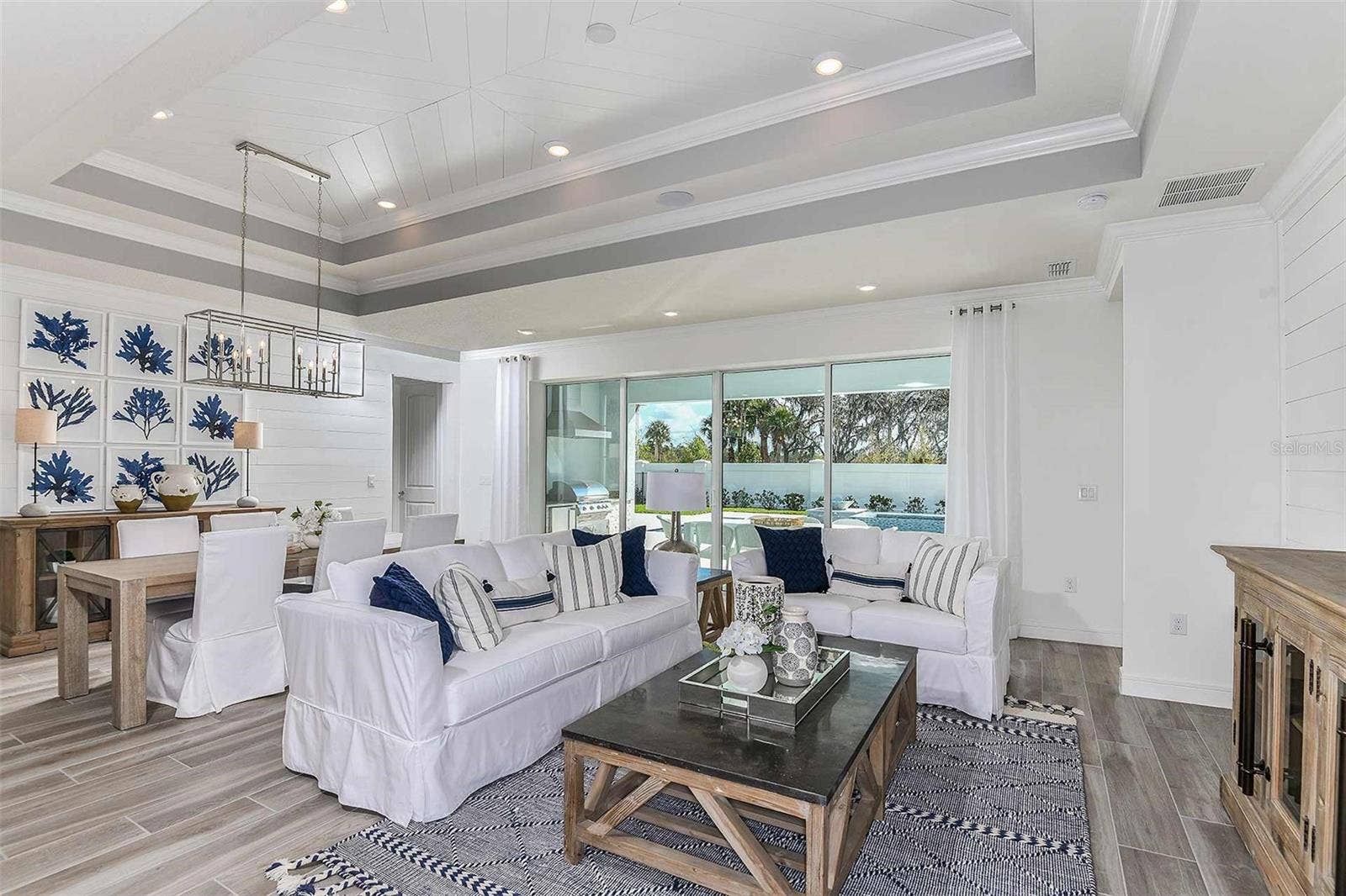 6541 WHITE WILLOW COURT, St Cloud, FL 34771 Model Home Design Only. Pictures and furnishings are for illustrative purposes only. Elevations, colors and options may vary. Furniture is for model home staging only.