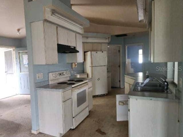 656 AZURE ROAD, Venice, FL 34293 656 AZURE ROAD, Venice, FL 34293